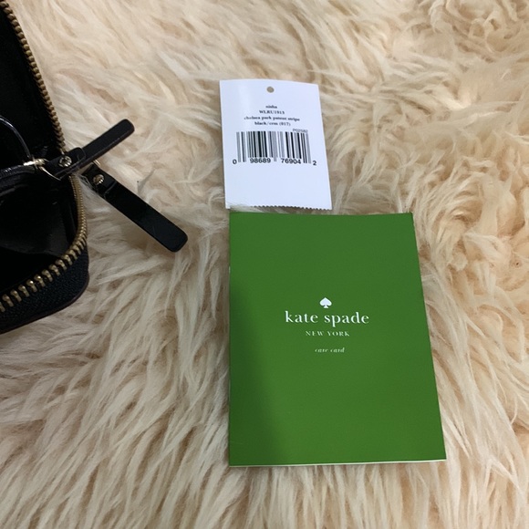 NWT Kate Spade Striped Patent Leather Wallet - Picture 7 of 12